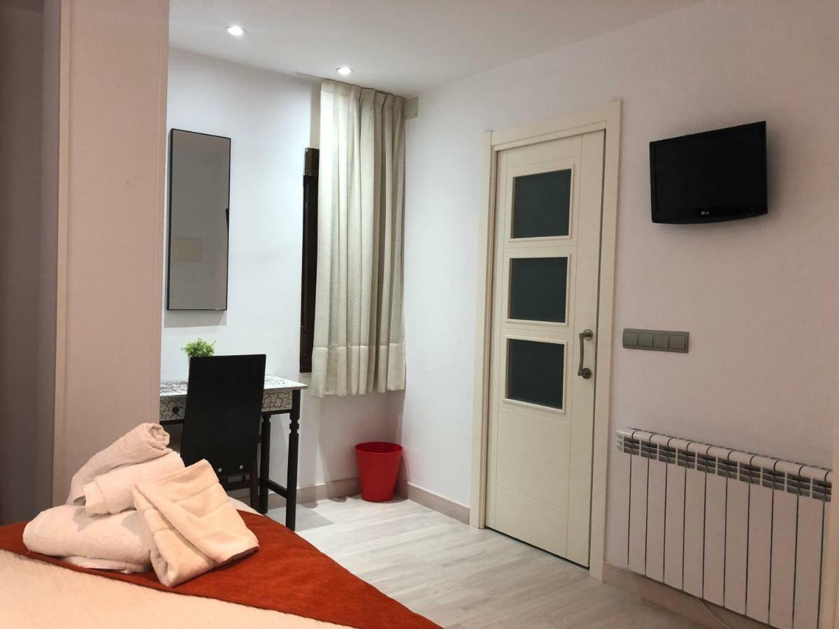 Hotel Tres Estrellas Casa Maribona Gela El Puente  Eksteriør bilde