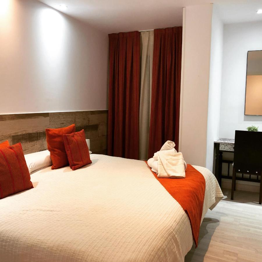 Hotel Tres Estrellas Casa Maribona Gela El Puente  Eksteriør bilde